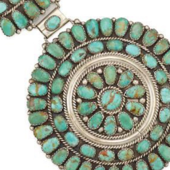 Meet your Posher, Elizabeth - Picture 2 of 2